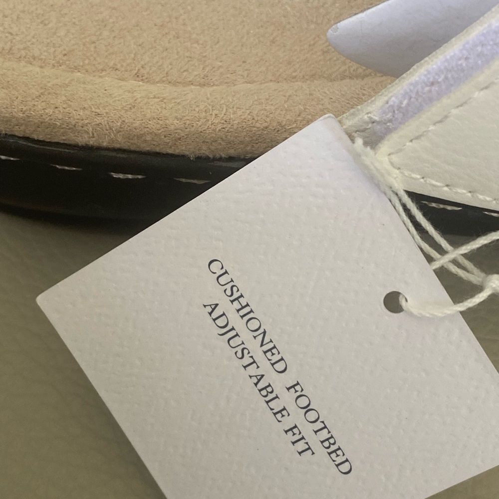 Croft & Barrow White Sandals - Picture 3 of 8